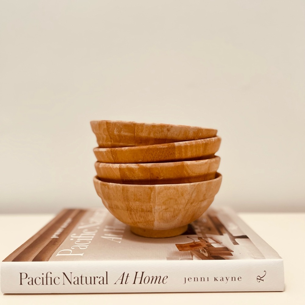VINTAGE DANSK BLEACH TEAK WOOD MID-CENTURY BOWLS - SET OF 4 - MADE IN THAILAND - Picture 4 of 12